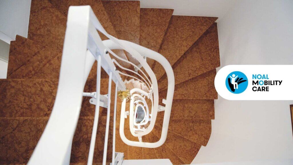 Montascale per scale strette a chiocciola