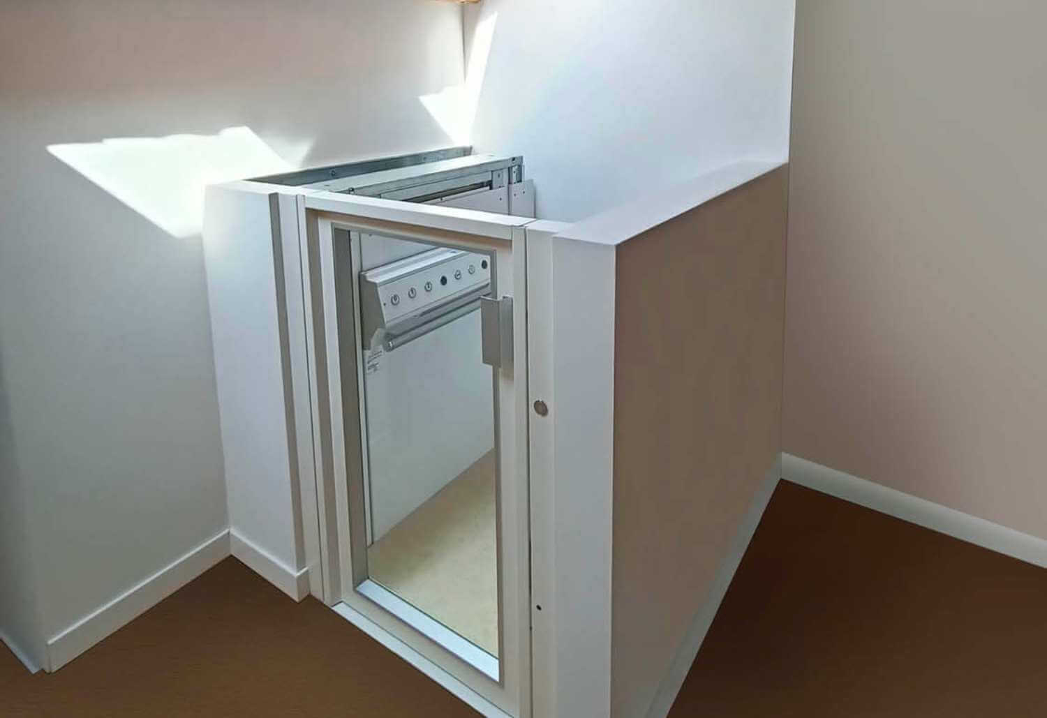Miniascensore senza cabina upper