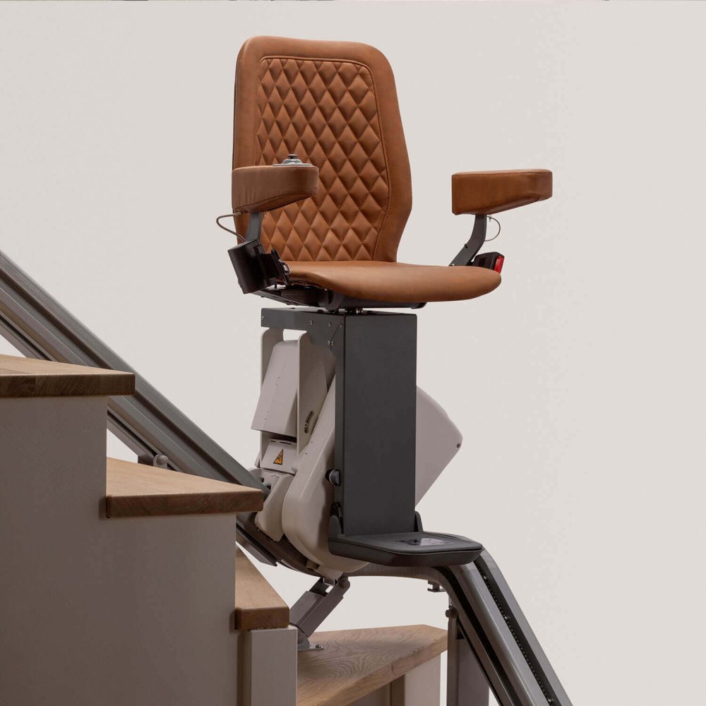 montascale-a poltroncina-per-scale-curve-moduleare-4