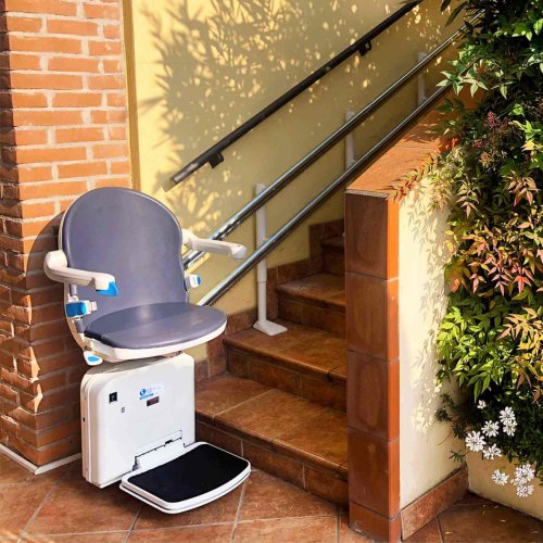 Sedia montascale esterna a Conegliano